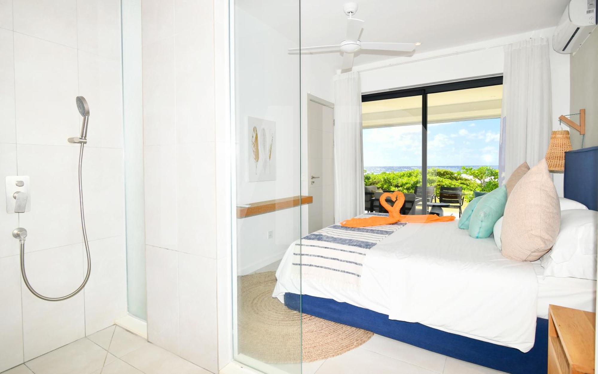 White&Blue Beachfront Luxury ป๊อสเตอ ลาฟาแยตต์ ภายนอก รูปภาพ